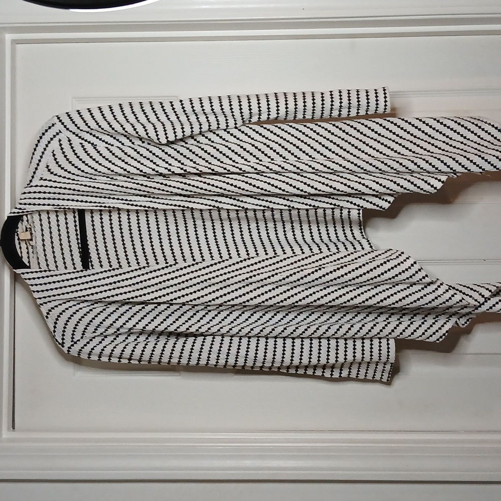 Lily White Women's Open Cardigan‎ Size Medium